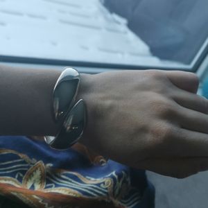 Hinged Silver Bracelet